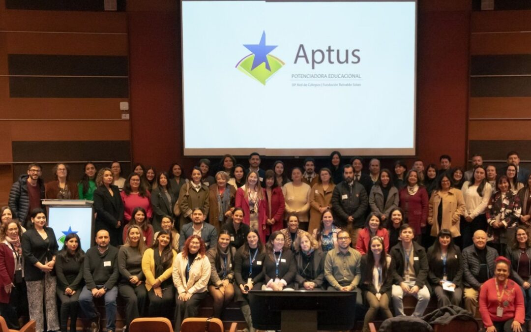 Grupo Educativo participa en ResearchED Chile, encuentro internacional sobre investigación y práctica educativa