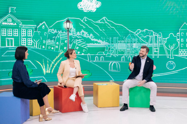 “Vota por la Niñez”: Johannes Kaiser aborda propuestas sobre educación y bienestar infantil