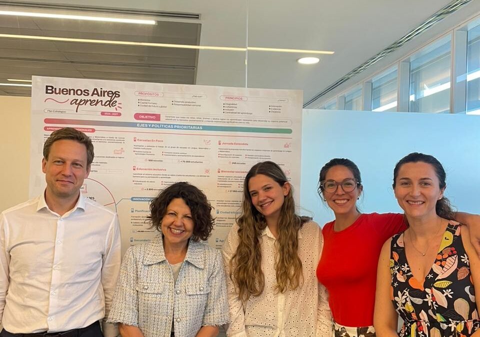 Directora de Grupo Educativo comparte experiencia con el Ministerio de Educación de Buenos Aires