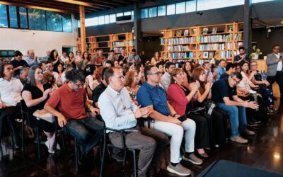Presentan libros FONDECYT sobre liderazgo y desarrollo profesional docente en la EMTP 