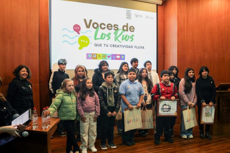 Voces de Los Ríos dio a conocer a sus ganadores en una ceremonia en la Universidad Austral de Chile