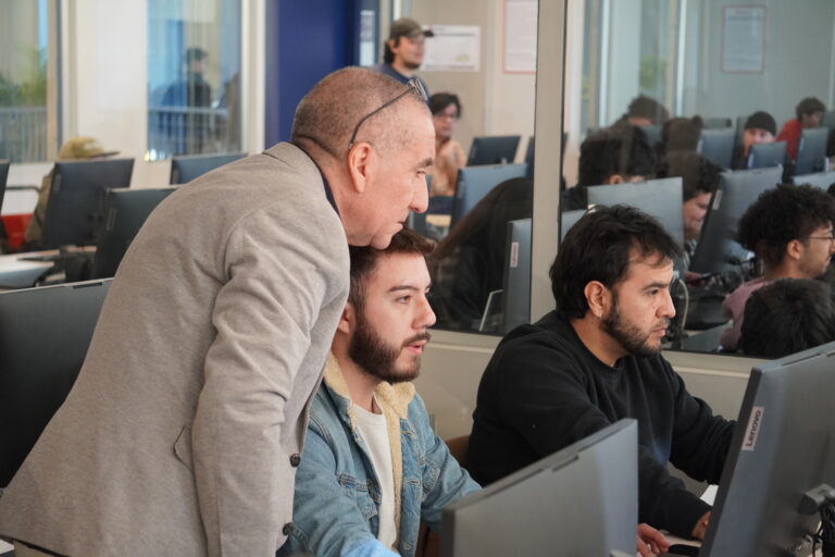 Alianza entre Red Futuro Técnico RM, INACAP y GTD capacita a 29 docentes en ciberseguridad e infraestructura crítica